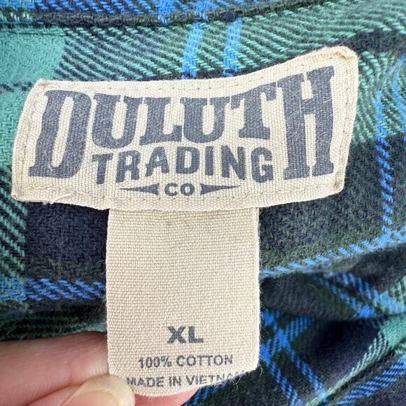 Duluth Trading Co. Plaid Flannel Shirt Shacket Men's XL Green Blue Black Fall - Picture 4 of 6
